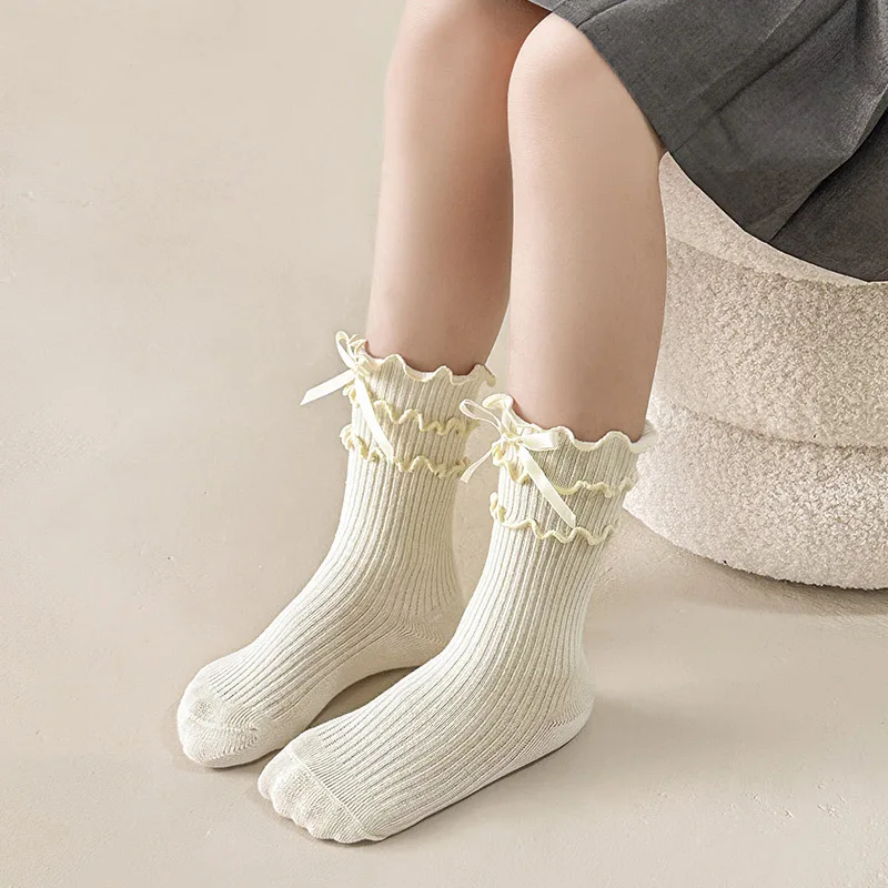 Girls Sweet Cute Ruffles Socks Ivory Korean Style Princess Socks with Triple Ruffle Bow Design Toddler Cotton Lolita Ankle Socks
Girls Sweet Cute Ruffles Socks Ivory Korean Style Princess Socks with Triple Ruffle Bow Design Toddler Cotton Lolita Ankle Socks