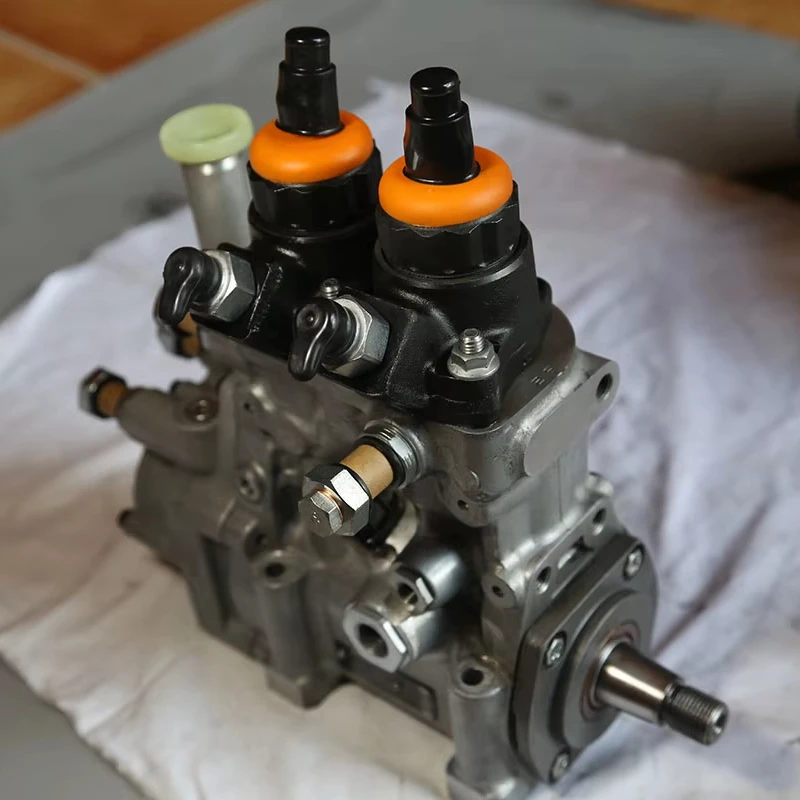 094000-0660 fuel injection pump 0940000660 6261-71-1111
094000-0660 fuel injection pump 0940000660 6261-71-1111