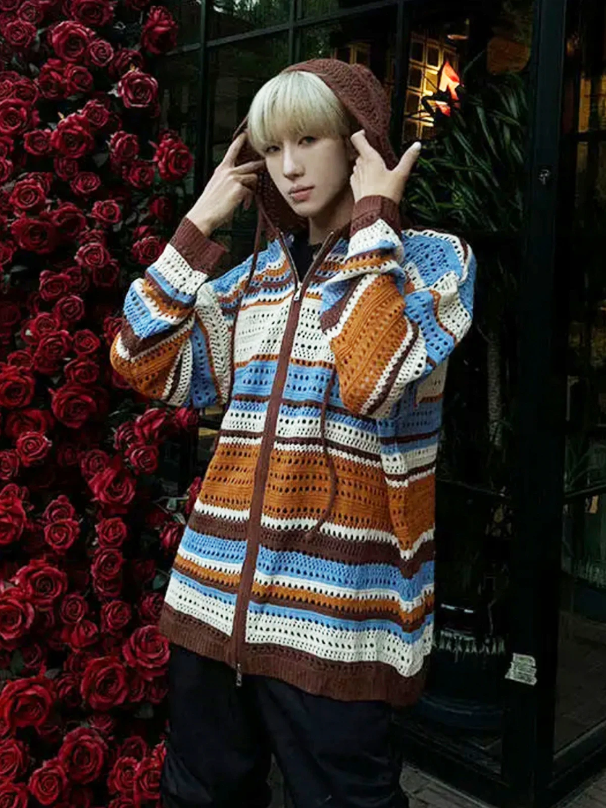 Мужской свободный вязаный кардиган с вырезами, тонкий, весенне-летний, в американском ретро-стиле, для пар, с капюшоном, для защиты от солнца
Мужской свободный вязаный кардиган с вырезами, тонкий, весенне-летний, в американском ретро-стиле, для пар, с капюшоном, для защиты от солнца