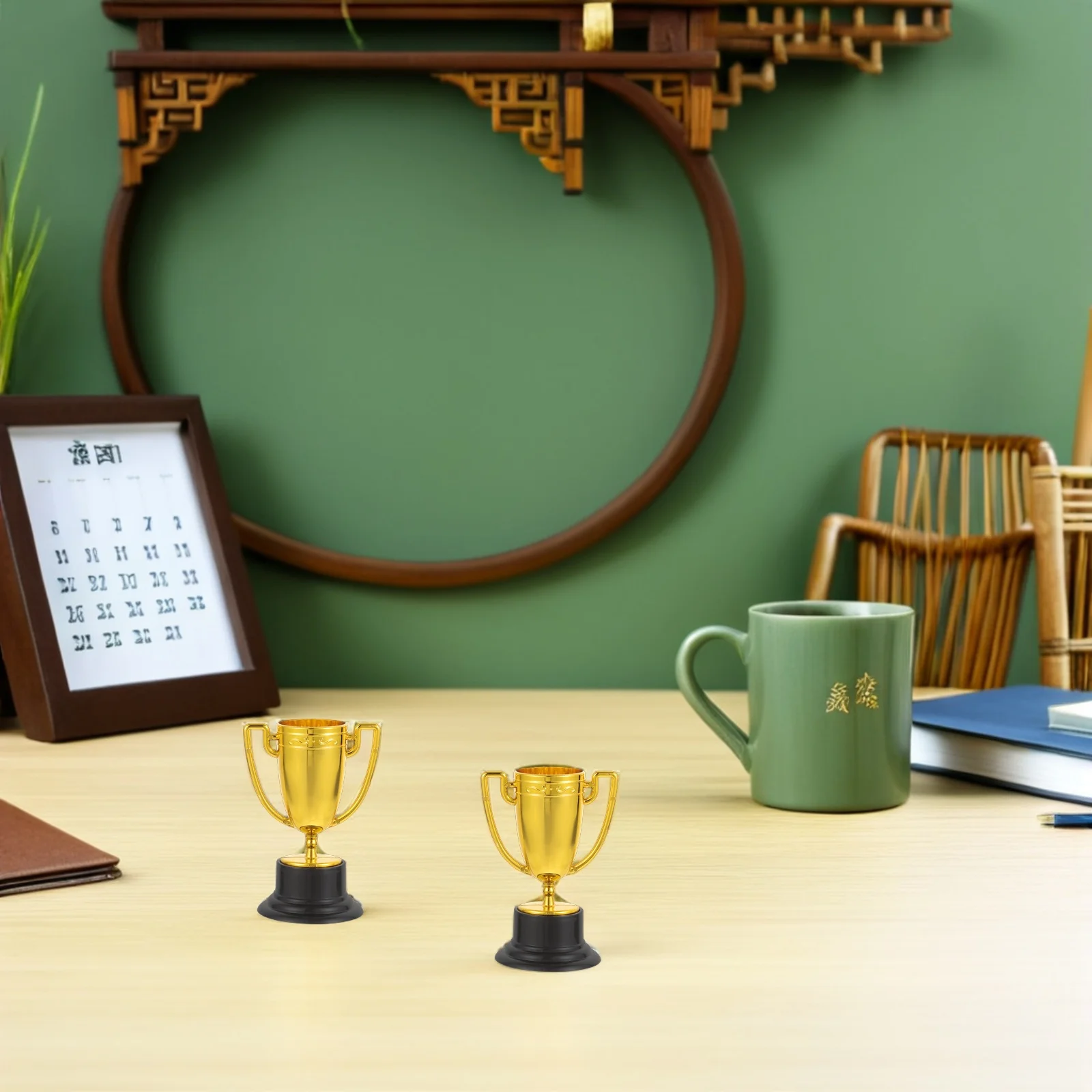 20Pcs Mini Children's Gold Trophy Plastic Awards Lightweight for Party Favor Classroom Competition Prize Reward
20Pcs Mini Children's Gold Trophy Plastic Awards Lightweight for Party Favor Classroom Competition Prize Reward