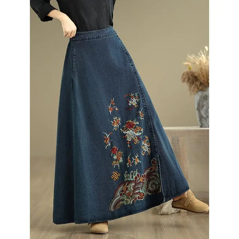 Vintage Ethnic Style Embroidered Denim Skirt 2025 Autumn Loose And Oversized Casual Long A-line Long Skirt 
Vintage Ethnic Style Embroidered Denim Skirt 2025 Autumn Loose And Oversized Casual Long A-line Long Skirt
