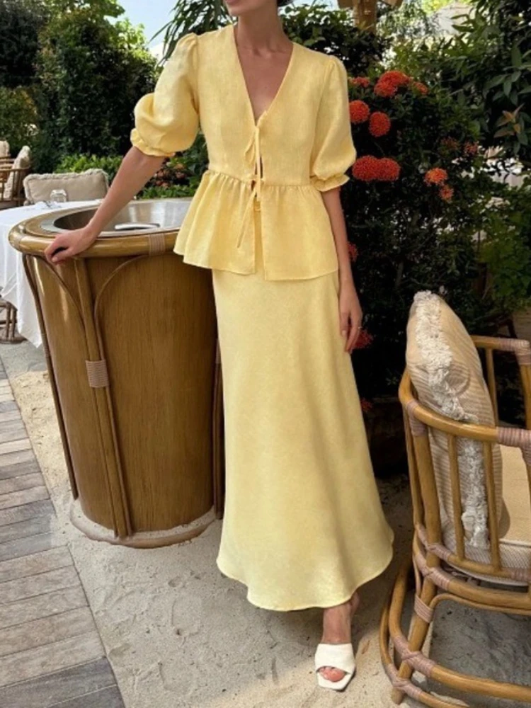Women Summer Fashion Lace Up Patchwork Short Sleeve Tops Vacation Loose Maxi Dress Sets Casual Solid Color Ruffle Skirt 2 Piece
Women Summer Fashion Lace Up Patchwork Short Sleeve Tops Vacation Loose Maxi Dress Sets Casual Solid Color Ruffle Skirt 2 Piece
