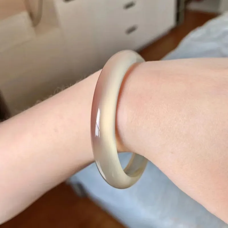 Natural Agate Bracelet, Ice-transparent White Chalcedony Bracelet, Ethnic Style Daily Jade Bracelet
Natural Agate Bracelet, Ice-transparent White Chalcedony Bracelet, Ethnic Style Daily Jade Bracelet
