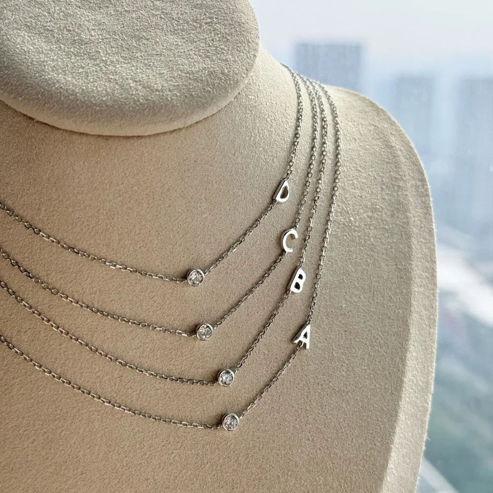 New S925 Silver Necklace with Female Personality, Simple 26 Letter Geometric Design, Smooth Clavicle Chain Jewelry
New S925 Silver Necklace with Female Personality, Simple 26 Letter Geometric Design, Smooth Clavicle Chain Jewelry