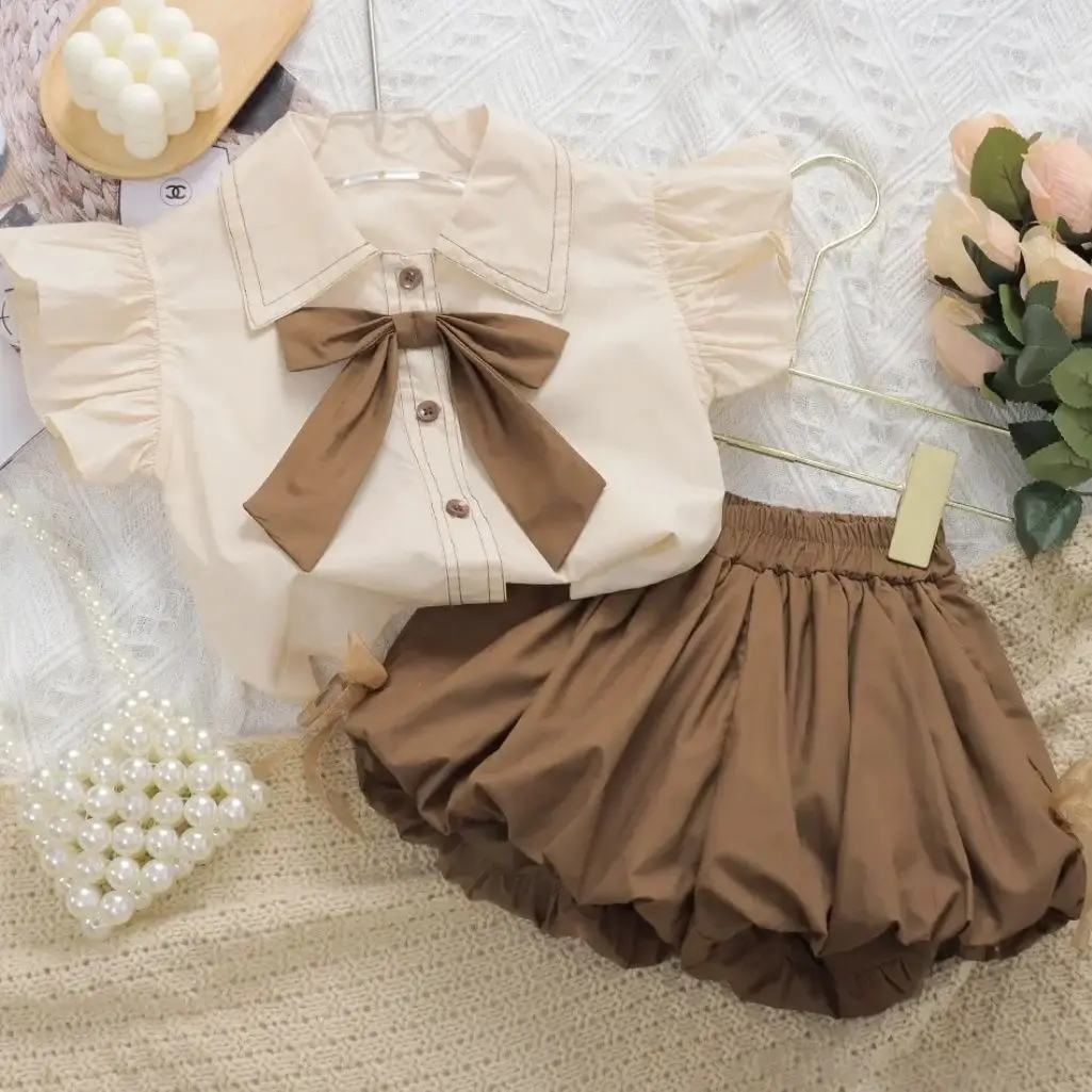 Children's Baby Girl Short-sleeved Korean Version of Clothes 2025 New Children's Flying-sleeved Shorts Two-piece Set
Children's Baby Girl Short-sleeved Korean Version of Clothes 2025 New Children's Flying-sleeved Shorts Two-piece Set