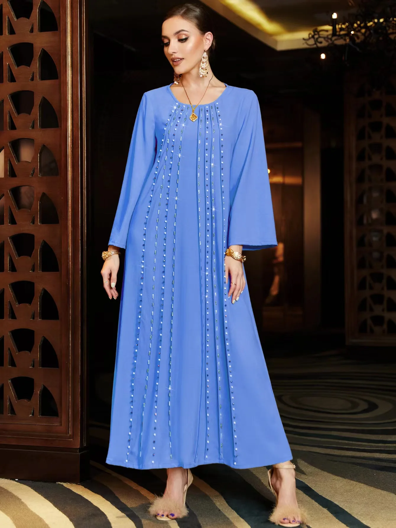 Handmade Beaded Loose Long Sleeve Dress Ethnic Style Oversized Beadwork Large Size Long Dress Women's Fashion Spring 2023
Handmade Beaded Loose Long Sleeve Dress Ethnic Style Oversized Beadwork Large Size Long Dress Women's Fashion Spring 2023