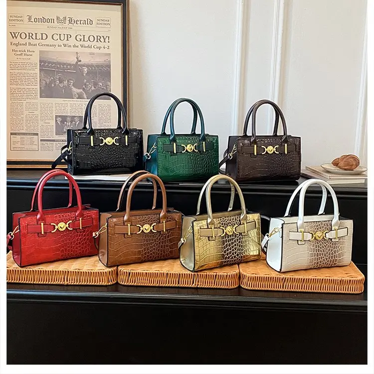 Fashionable Simple Diaper Bags For Women Vintage Leather Crossbody Bag Designer Shoulder Bag Chic Large Capacity Tote Bag
Fashionable Simple Diaper Bags For Women Vintage Leather Crossbody Bag Designer Shoulder Bag Chic Large Capacity Tote Bag