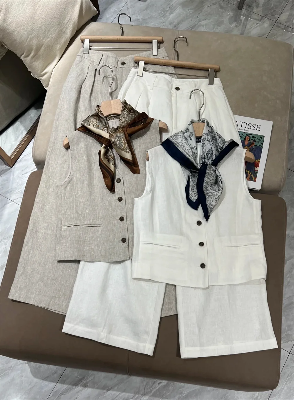 Women's Summer 100 Linen 2-piece Set Vest With High-Waisted Straight Trousers Suit
Women's Summer 100 Linen 2-piece Set Vest With High-Waisted Straight Trousers Suit