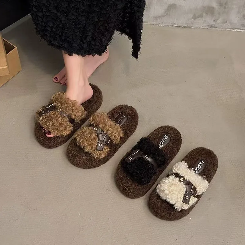 2024 new autumn and winter thick and plush simple cotton shoes, warm, wear-resistant and non slip shoes, women's slippers
2024 new autumn and winter thick and plush simple cotton shoes, warm, wear-resistant and non slip shoes, women's slippers