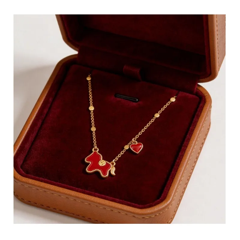 Popular New Year's Red Pony Love Pendant Necklace Light Luxury Niche Collarbone Chain Temperament Versatile Jewelry Women
Popular New Year's Red Pony Love Pendant Necklace Light Luxury Niche Collarbone Chain Temperament Versatile Jewelry Women
