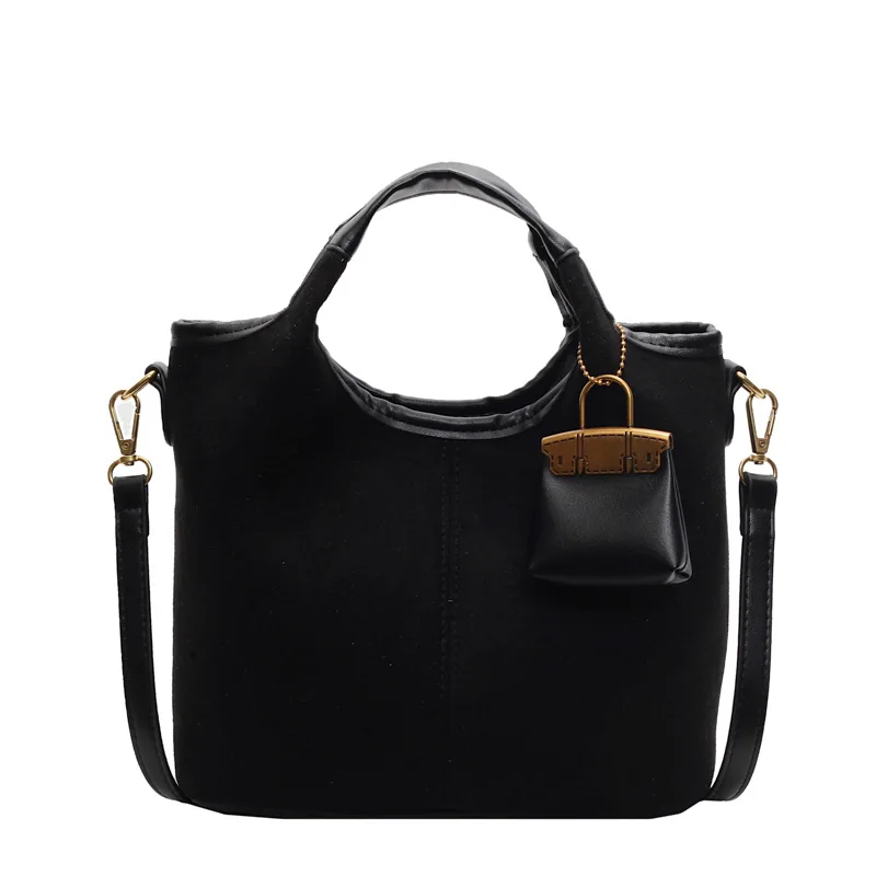 Underarm Retro Matte Bucket Bag Women's 2025 Autumn and Winter New Fashion Simple Casual Shoulder Bag Feeling Women's Bag
Underarm Retro Matte Bucket Bag Women's 2025 Autumn and Winter New Fashion Simple Casual Shoulder Bag Feeling Women's Bag