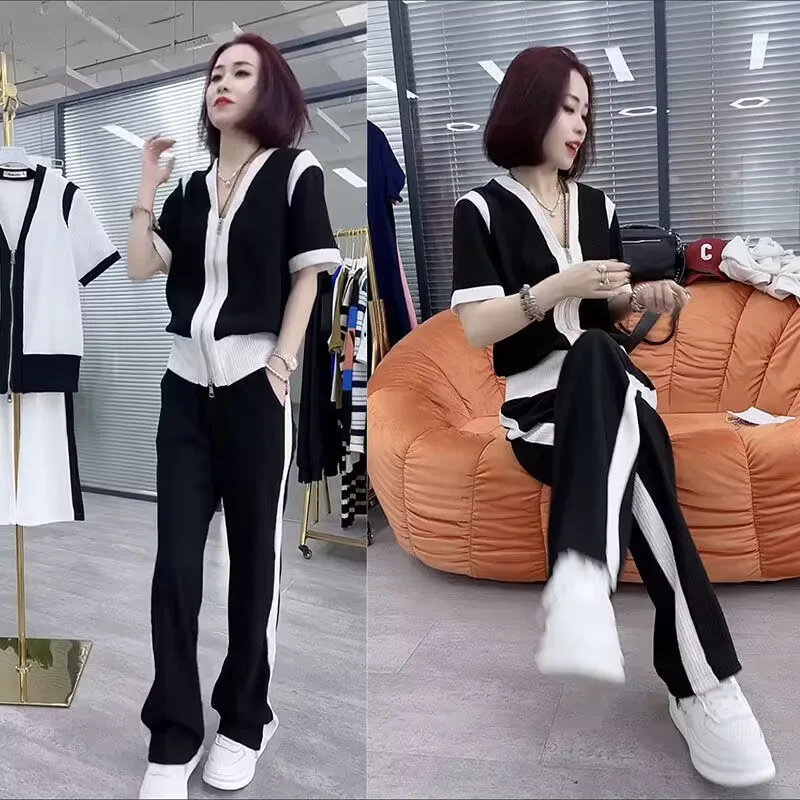 Fashionable plus Size Women's Set Summer 2026 Wide Leg Pants Short Sleeve Double Zipper Trendy Outfit Two-Piece Ensemble
Fashionable plus Size Women's Set Summer 2026 Wide Leg Pants Short Sleeve Double Zipper Trendy Outfit Two-Piece Ensemble