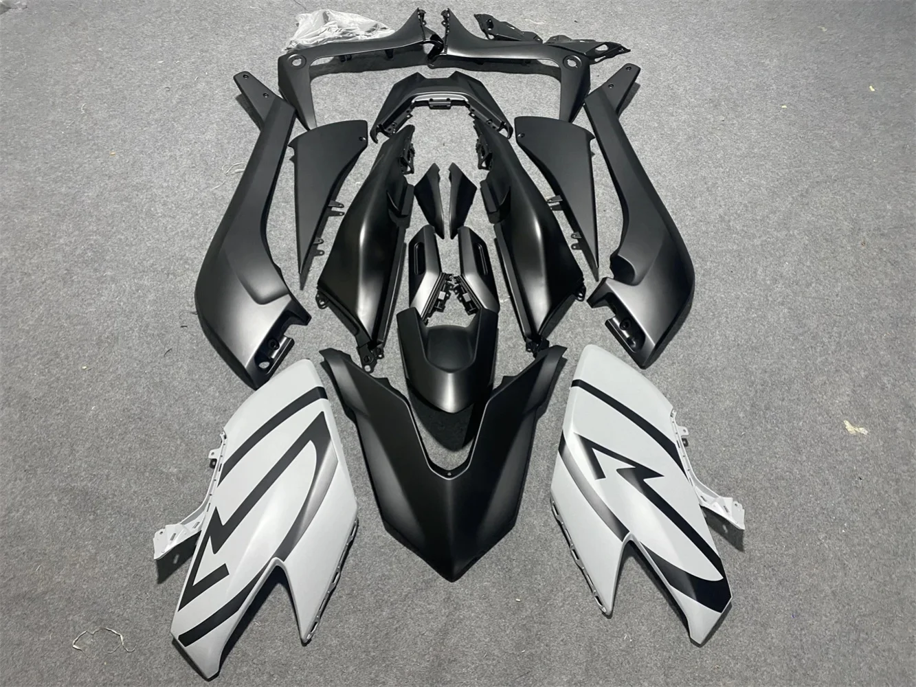 Motorcycle Fairing Kit for YAMAHA Tmax 530 TMAX530 2017 2018 Body Repair Aftermarket Parts 100% Fit Injection Mold
Motorcycle Fairing Kit for YAMAHA Tmax 530 TMAX530 2017 2018 Body Repair Aftermarket Parts 100% Fit Injection Mold