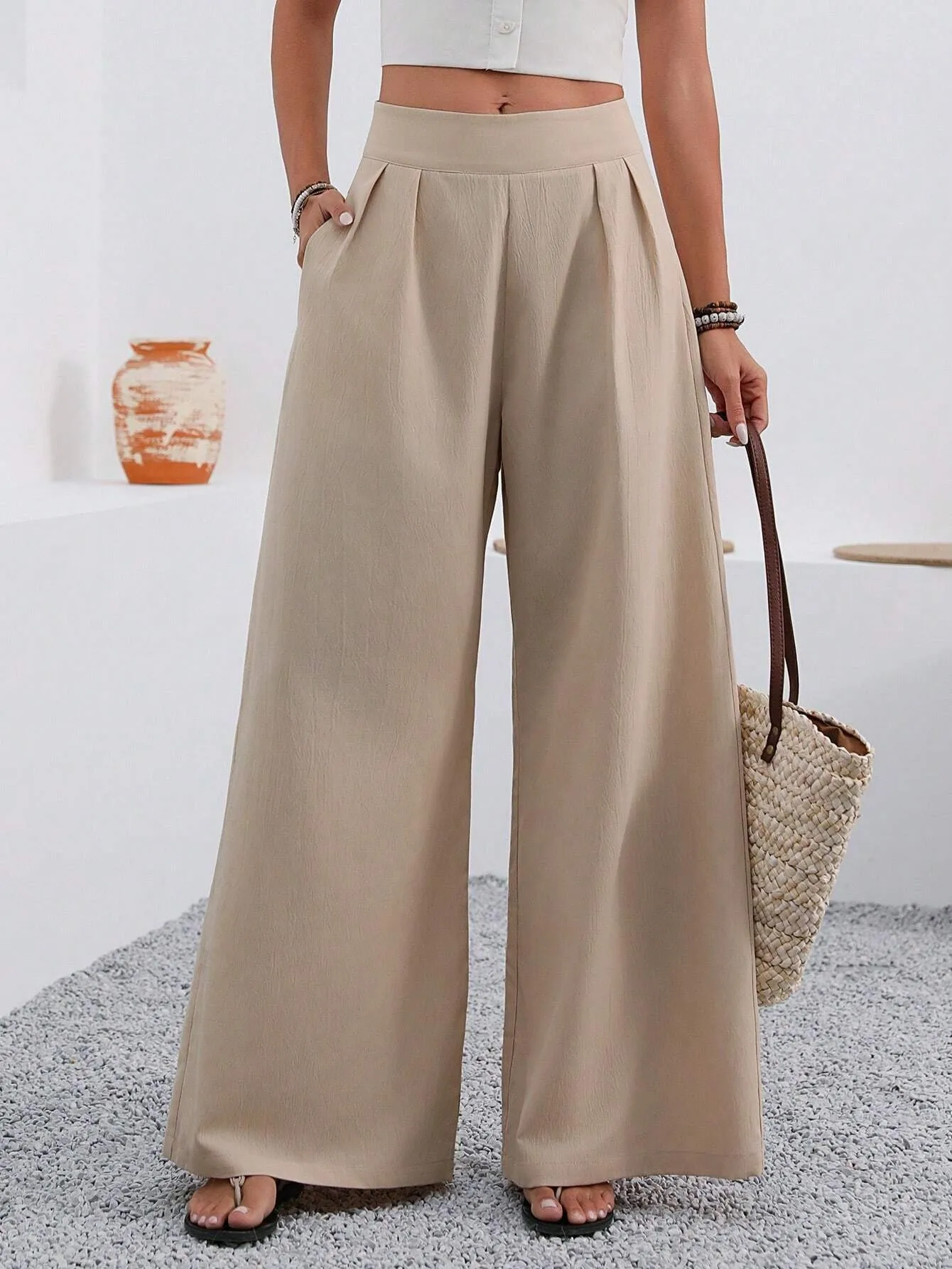 Women's High Waist Wide Leg Pants with Pockets, Fashionable Versatile Commuter Long Pants, Stylish Ladies' Casual Trousers
Women's High Waist Wide Leg Pants with Pockets, Fashionable Versatile Commuter Long Pants, Stylish Ladies' Casual Trousers