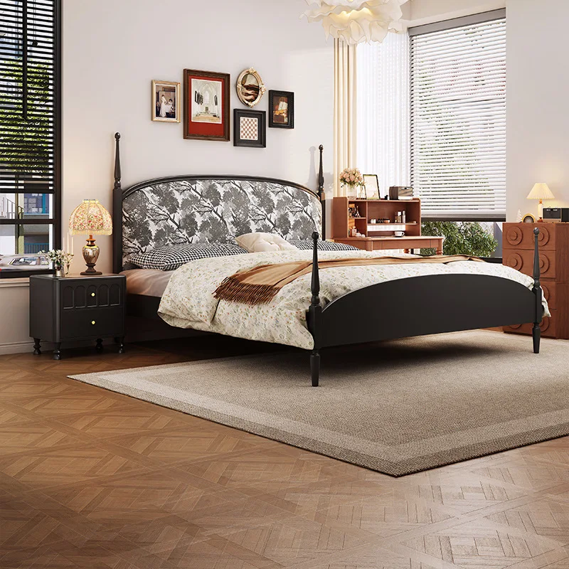 American retro solid wood bed 1.5 meters small apartment bed 1.8 meters master bedroom storage bed French
American retro solid wood bed 1.5 meters small apartment bed 1.8 meters master bedroom storage bed French