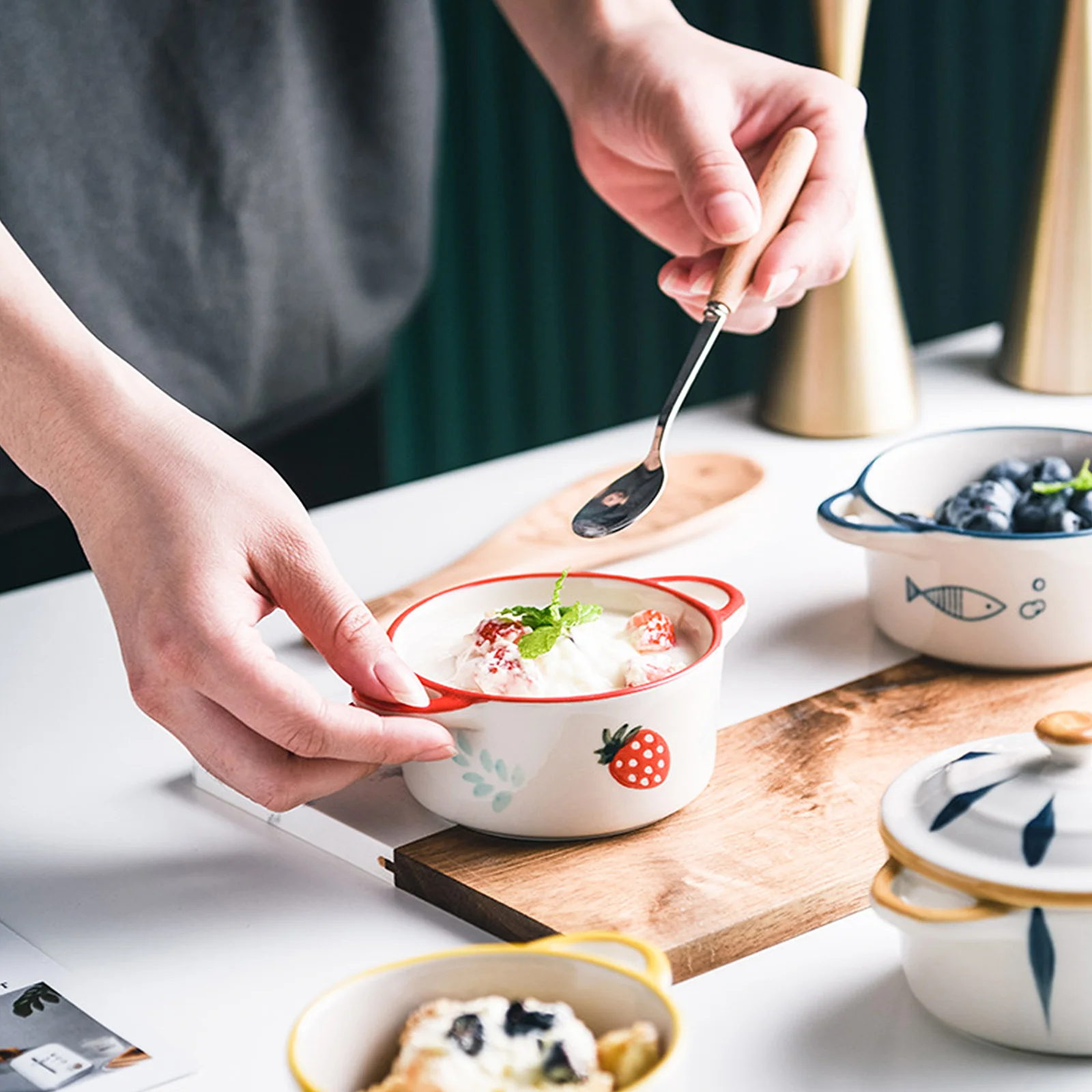 1Set Hand-Painted Baby Ceramic Steamed Food Supplement Bowl Lightweight Portable Non-Slip Baby Food Bowl Suitable for Soup and
1Set Hand-Painted Baby Ceramic Steamed Food Supplement Bowl Lightweight Portable Non-Slip Baby Food Bowl Suitable for Soup and