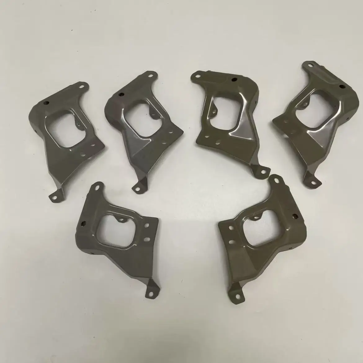 Tesla Model 3 Model Y front bumper fender fixing and stabilizing bracket accessories
Tesla Model 3 Model Y front bumper fender fixing and stabilizing bracket accessories