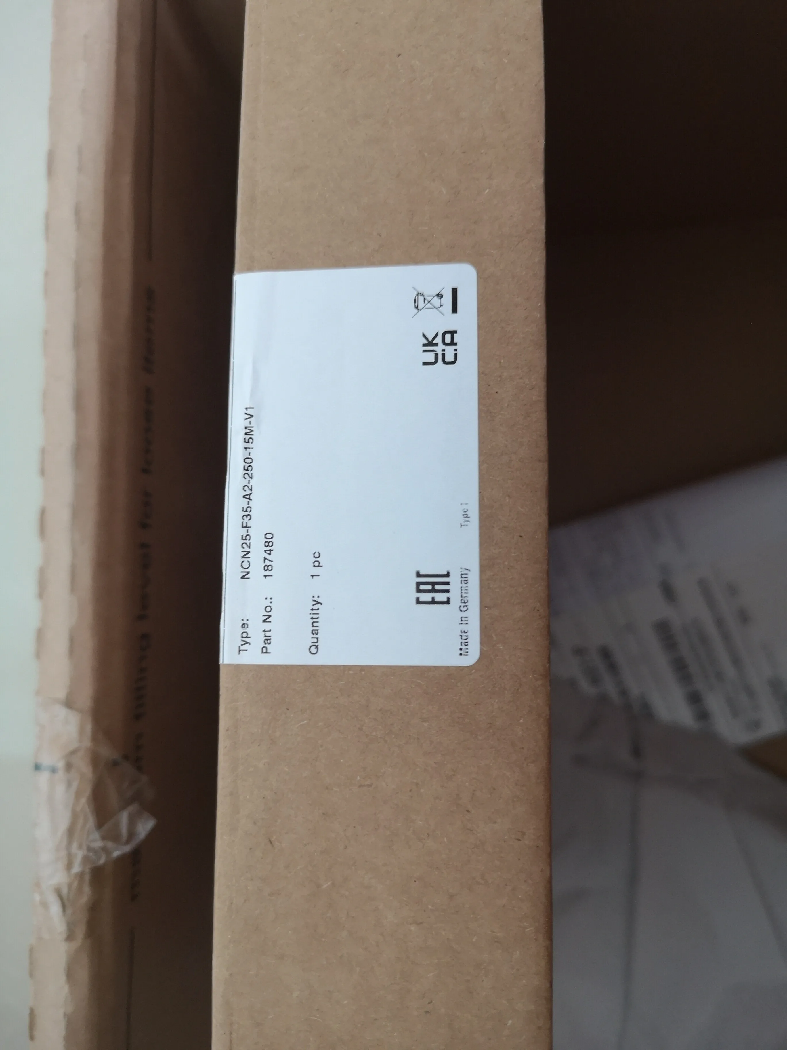 Pepperl + NCN25-F35-A2-250-15M-V1
Pepperl + NCN25-F35-A2-250-15M-V1