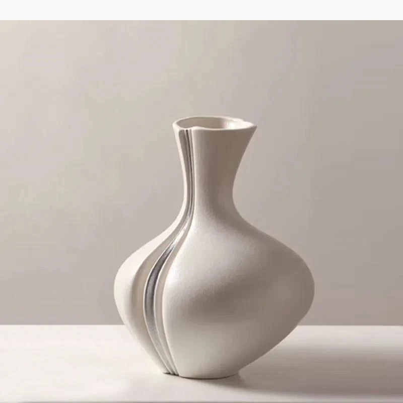 White Ceramic Vase Plant Pot Table Decoration Flower Arrangement Modern Design Floral Vases Room Aesthetic Decor
White Ceramic Vase Plant Pot Table Decoration Flower Arrangement Modern Design Floral Vases Room Aesthetic Decor