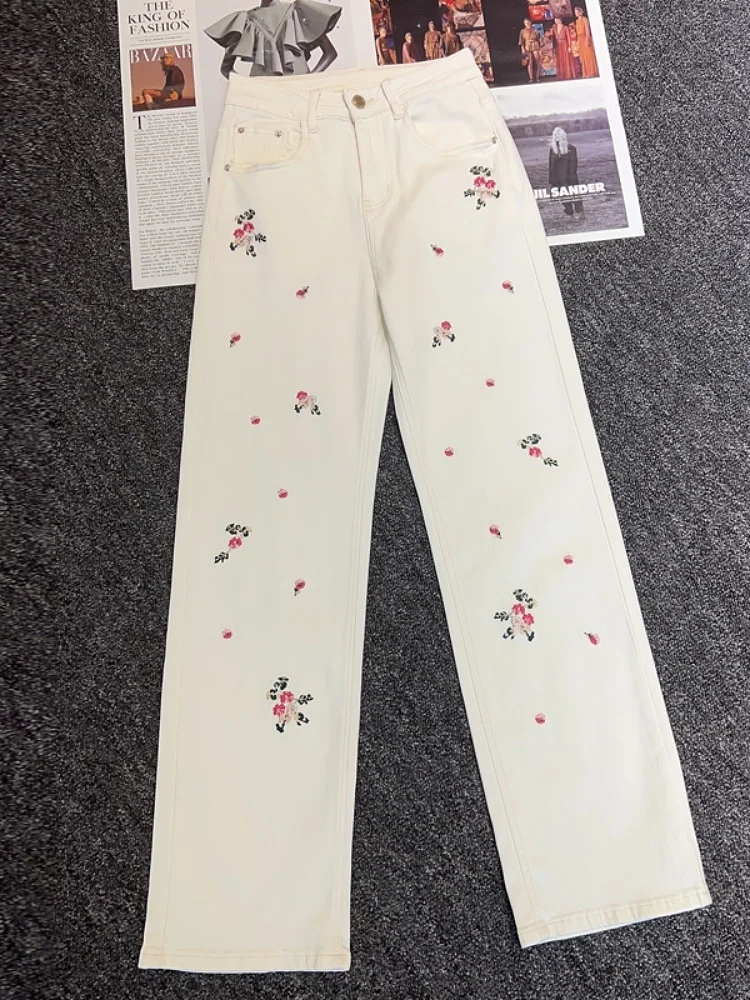 Summer 2024 Faionable Embroidered Retro Denim Straight Leg Slimming White Cotton Polyester Blend High Waist Jeans
Summer 2024 Faionable Embroidered Retro Denim Straight Leg Slimming White Cotton Polyester Blend High Waist Jeans