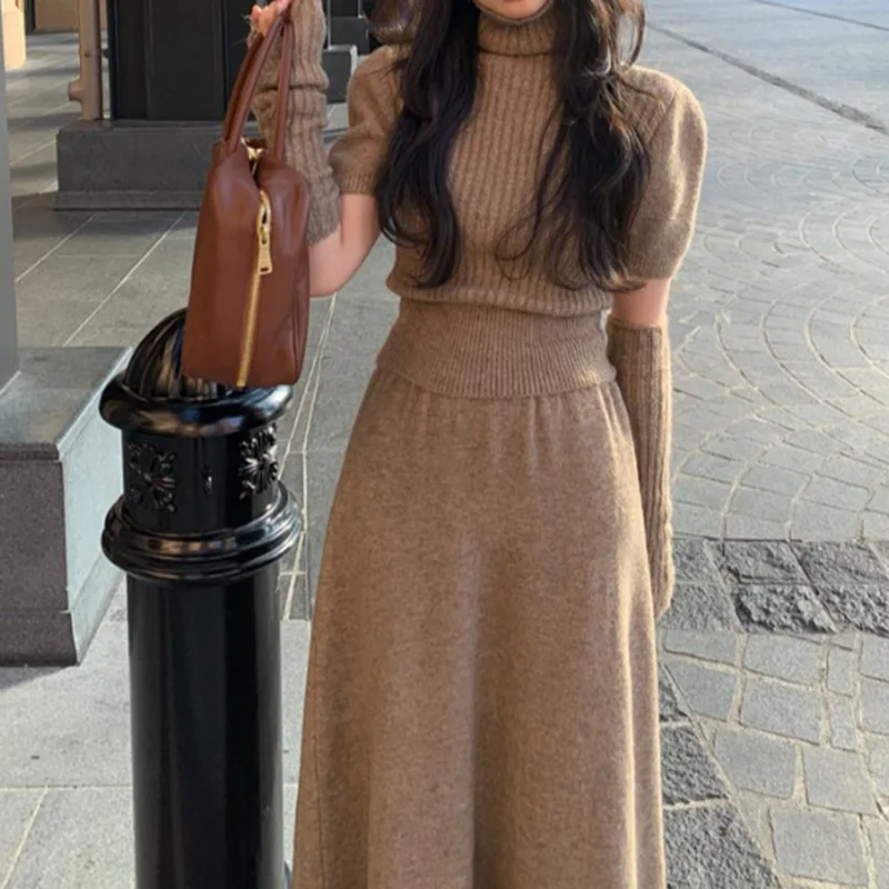 Turtleneck Slim Fit Sleeve Sweater Solid Color Skirt Female Lazy Casual Set Autumn Winter New Gentle Style Knitted Two-piece Set
Turtleneck Slim Fit Sleeve Sweater Solid Color Skirt Female Lazy Casual Set Autumn Winter New Gentle Style Knitted Two-piece Set