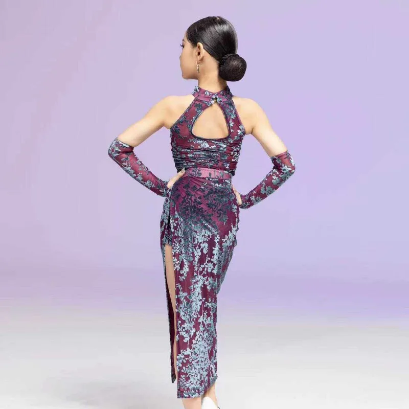 New children's Latin dance summer outfit for girls one-piece colorful Chinesestyle dress with two colors for performance use
New children's Latin dance summer outfit for girls one-piece colorful Chinesestyle dress with two colors for performance use