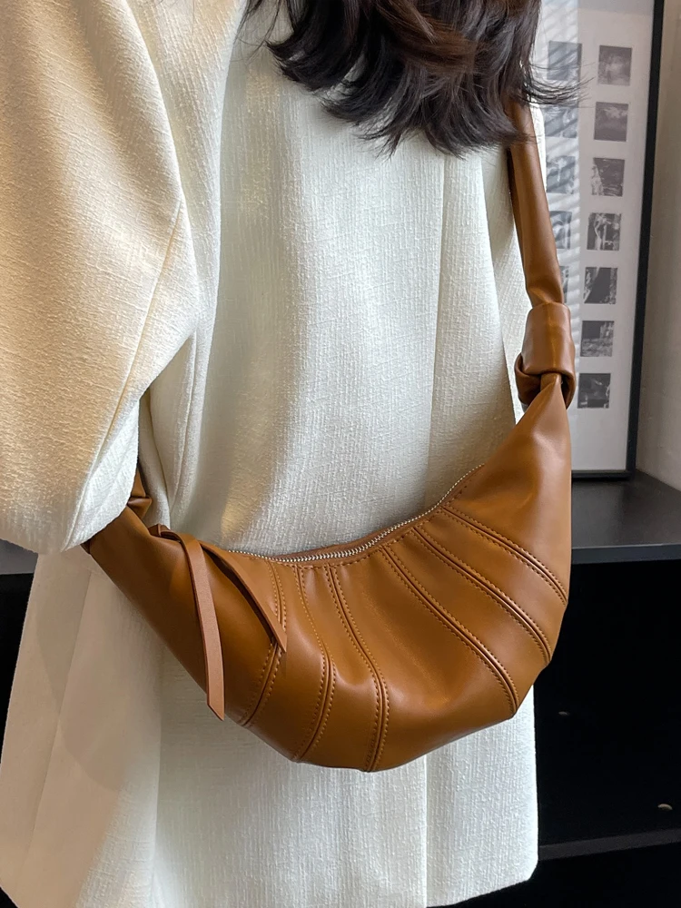 Trendy Women's Crossbody Bag Steak ape oulder Bag Versatile Dumpling Bag Commute Bread Bag Waist Bag PU Leather
Trendy Women's Crossbody Bag Steak ape oulder Bag Versatile Dumpling Bag Commute Bread Bag Waist Bag PU Leather