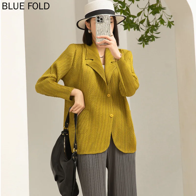 MIYAKE-Women's Pleated Blazer, Single-Breasted Blazers, Versatile Top, Commuter, Spring and Autumn, New, 2024
MIYAKE-Women's Pleated Blazer, Single-Breasted Blazers, Versatile Top, Commuter, Spring and Autumn, New, 2024