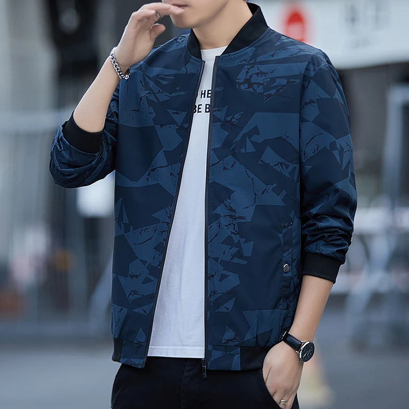 Men's Jacket 2024 Spring and Autumn New Fashion Trend Camouflage Print Outdoor Sports Stand Collar Top Men's Versatile Jacket
Men's Jacket 2024 Spring and Autumn New Fashion Trend Camouflage Print Outdoor Sports Stand Collar Top Men's Versatile Jacket