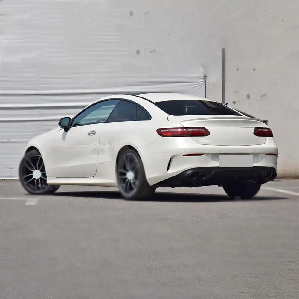 JMCARCOOL Carbon Fiber Rear Bumper Diffuser Spoiler auto Accessories for Mercedes Benz E-Class C238 E53 E63 For AMG 2017-2022
JMCARCOOL Carbon Fiber Rear Bumper Diffuser Spoiler auto Accessories for Mercedes Benz E-Class C238 E53 E63 For AMG 2017-2022