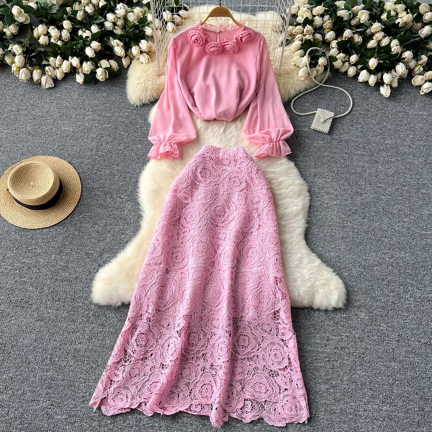 ALPHALMODA 2025 New, Spring Long-sleeved, 3D Flower, Collar, Trendy Blouse Top + High-waist A-line, Lace Skirt
ALPHALMODA 2025 New, Spring Long-sleeved, 3D Flower, Collar, Trendy Blouse Top + High-waist A-line, Lace Skirt