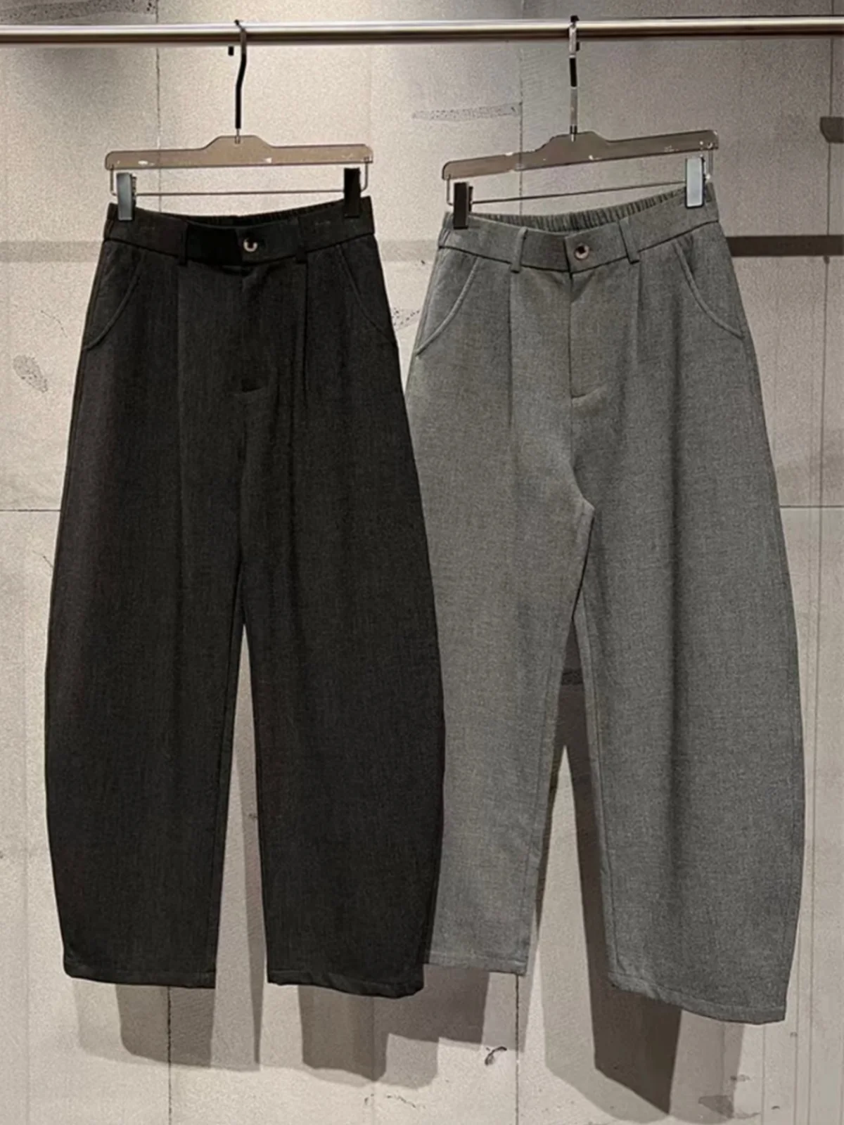 Осенние новые мужские повседневные широкие прямые брюки из смеси шерсти, удобные дышащие модные длинные брюки свободного покроя
Осенние новые мужские повседневные широкие прямые брюки из смеси шерсти, удобные дышащие модные длинные брюки свободного покроя