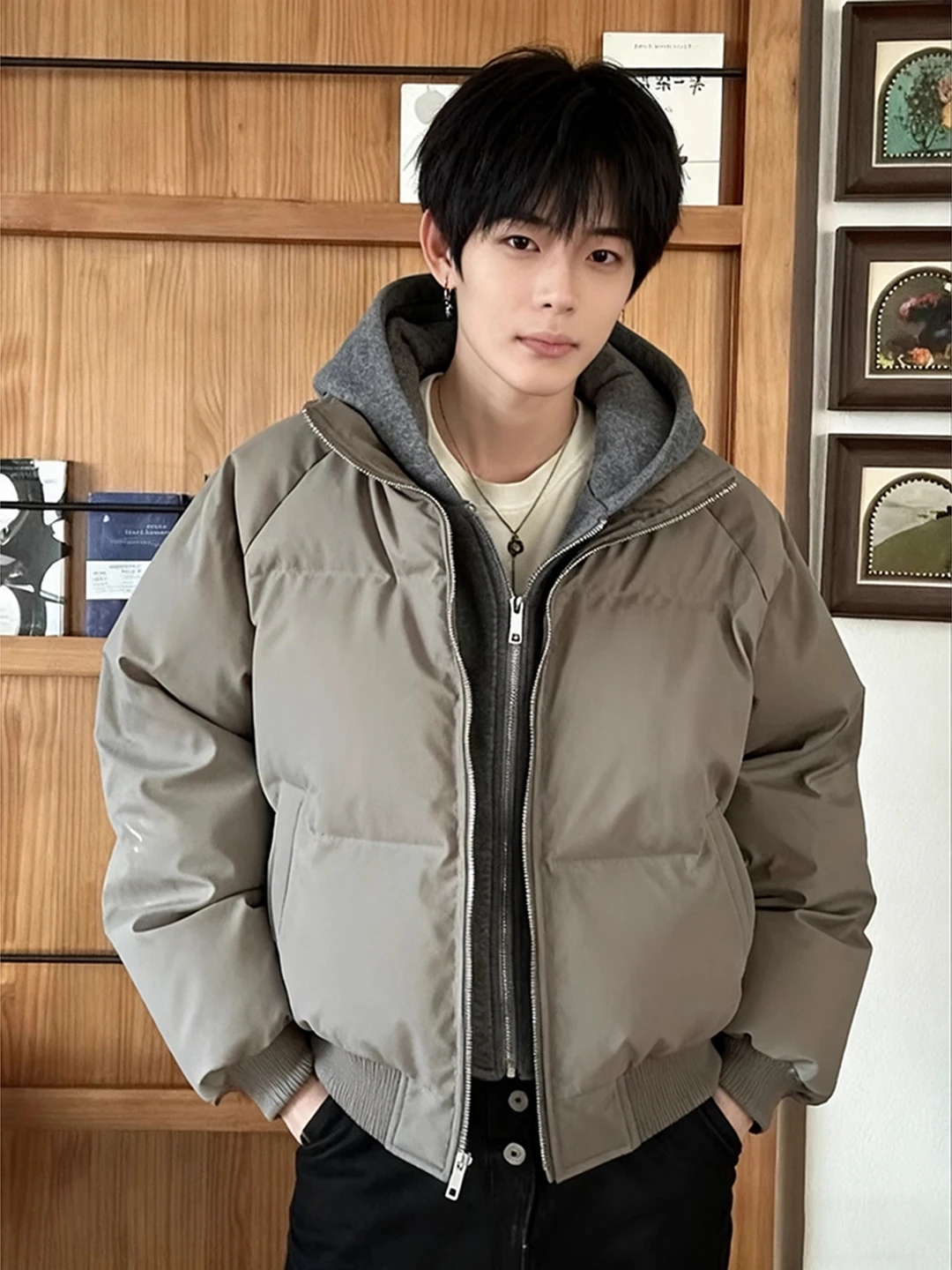 Grey Hooded Padded Jacket Men's Thickened Warm Cotton Coat Short Bread Style Casual Urban Commute Fashionable Youthful
Grey Hooded Padded Jacket Men's Thickened Warm Cotton Coat Short Bread Style Casual Urban Commute Fashionable Youthful