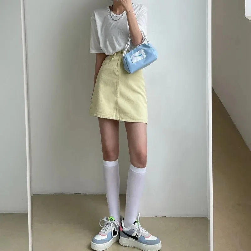 Women's High Waist A-Line Yellow Denim Mini Skirt
Women's High Waist A-Line Yellow Denim Mini Skirt
