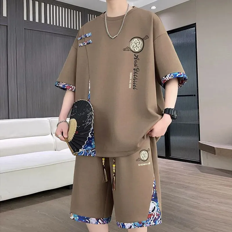 New Chinese Style Short Sleeve T-Shirt Set for Men Summer Casual Sports Wear Polyester Fabric Short Pants Matching Boys Outfit
New Chinese Style Short Sleeve T-Shirt Set for Men Summer Casual Sports Wear Polyester Fabric Short Pants Matching Boys Outfit