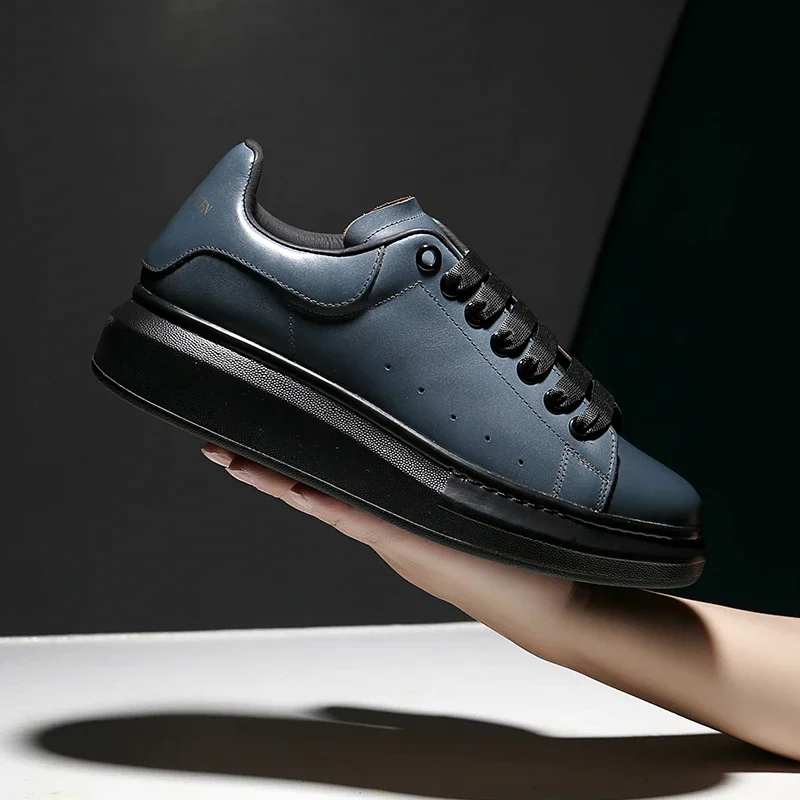 Luxury Designer Male Casual Shoes Concise Blue Walking Sneakers Natural Leather Elegant Office Daily Party Platform Shoes Women
Luxury Designer Male Casual Shoes Concise Blue Walking Sneakers Natural Leather Elegant Office Daily Party Platform Shoes Women