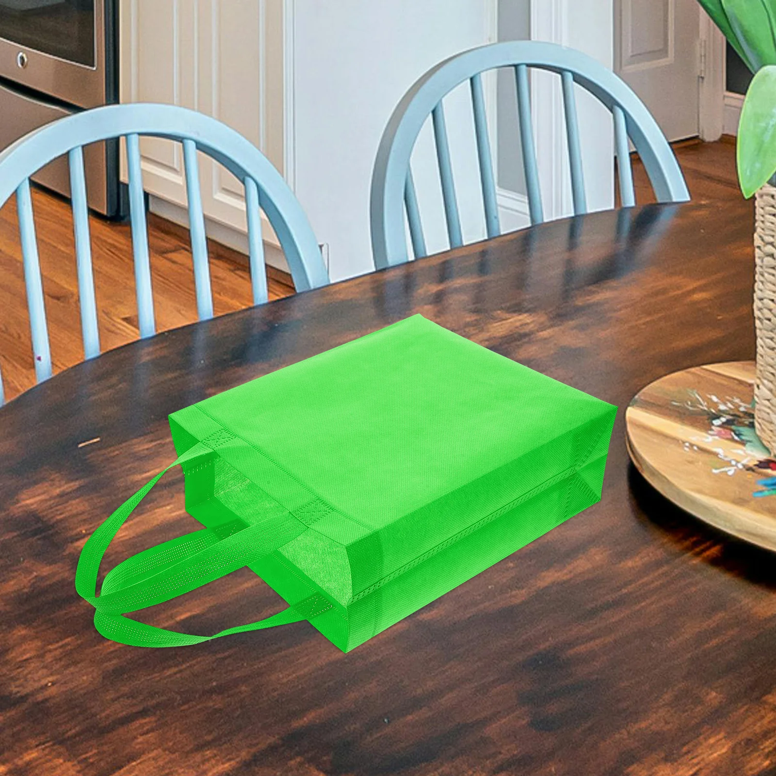 30pcs Non Woven Tote Bags Reusable Shopping Grocery Bag Large Capacity Foldable Party Favor Christmas Supplies Storage Solution
30pcs Non Woven Tote Bags Reusable Shopping Grocery Bag Large Capacity Foldable Party Favor Christmas Supplies Storage Solution