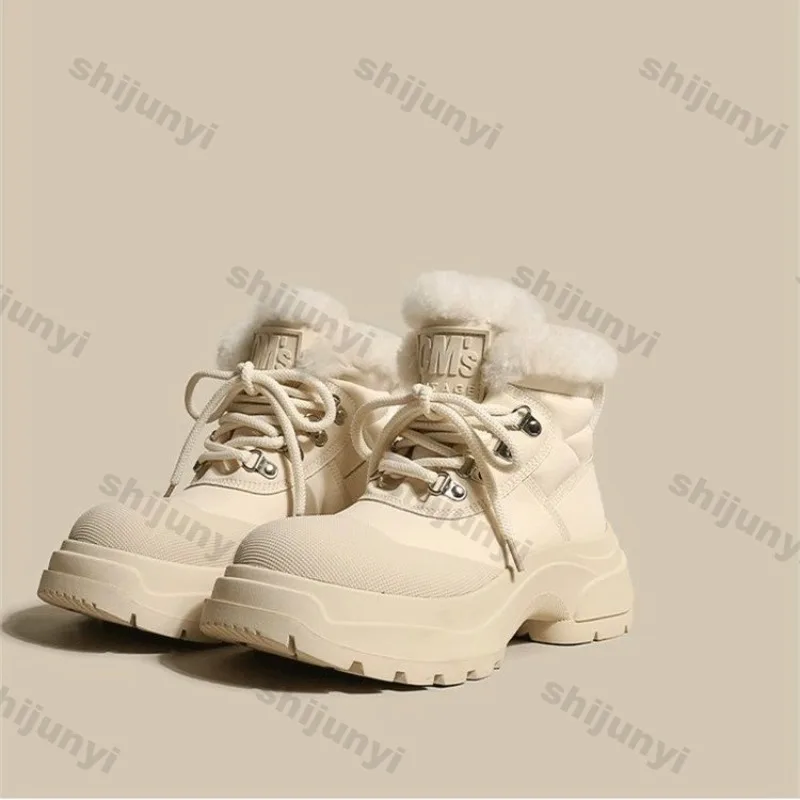 Women's High Top Casual Shoes 2026 Winter New Plush Thicken Warm Boots Non Slip Wear Resistant Thick Soled Snow Boots
Women's High Top Casual Shoes 2026 Winter New Plush Thicken Warm Boots Non Slip Wear Resistant Thick Soled Snow Boots