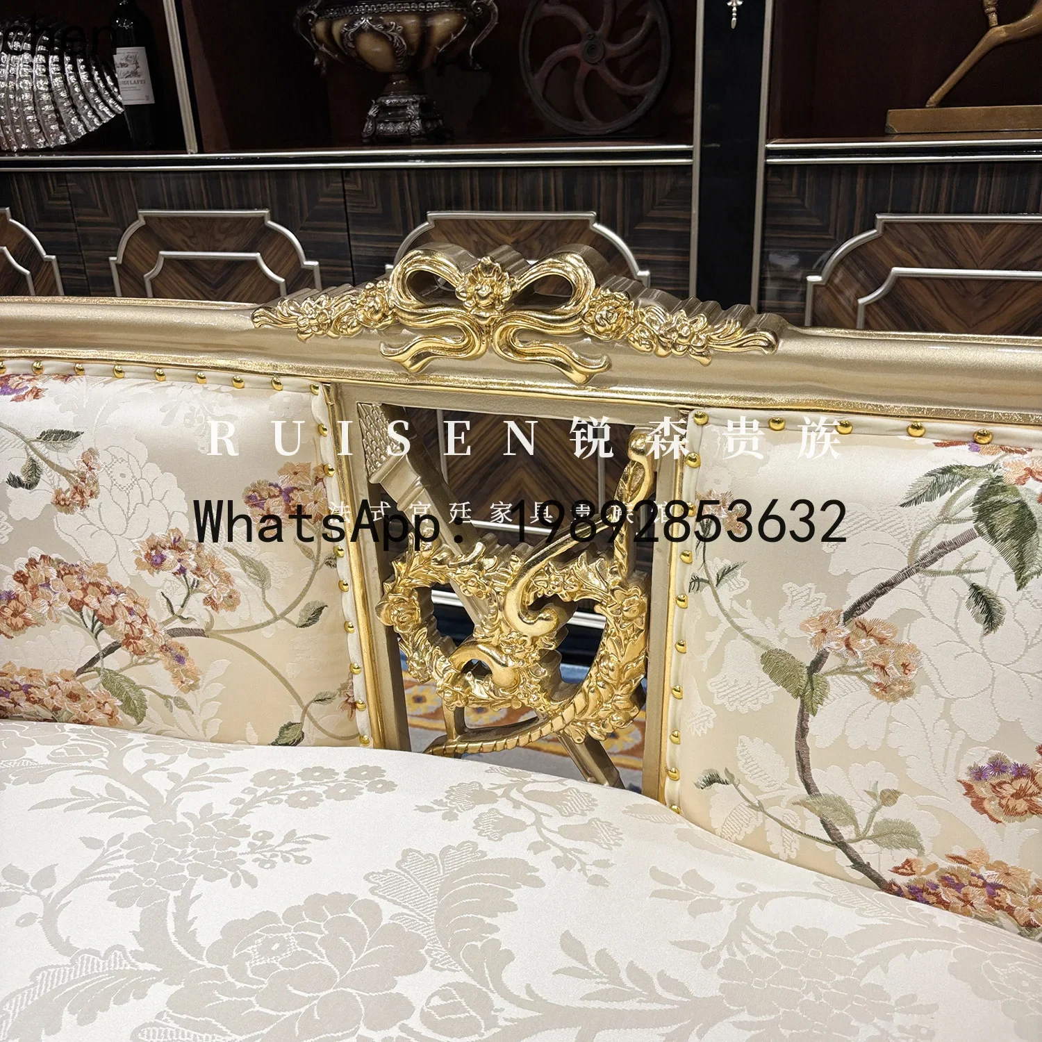 O15- French Style Bed End Stool Embroidered Fabric Footstool Bedroom Solid Wood Bedside Bench Living Room Sofa Stool
O15- French Style Bed End Stool Embroidered Fabric Footstool Bedroom Solid Wood Bedside Bench Living Room Sofa Stool