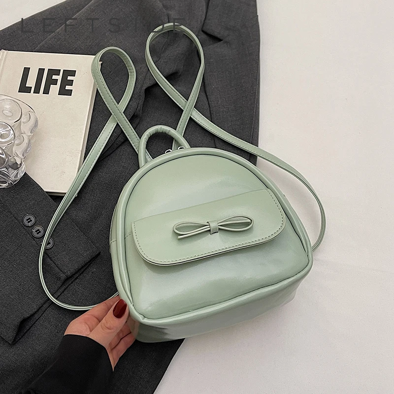LEFTSIDE Design Women's Mini 2025 Korean Fashion Solid Color Backpack Girls School Bag Cute Pu Leather Solid Color Back Pack
LEFTSIDE Design Women's Mini 2025 Korean Fashion Solid Color Backpack Girls School Bag Cute Pu Leather Solid Color Back Pack