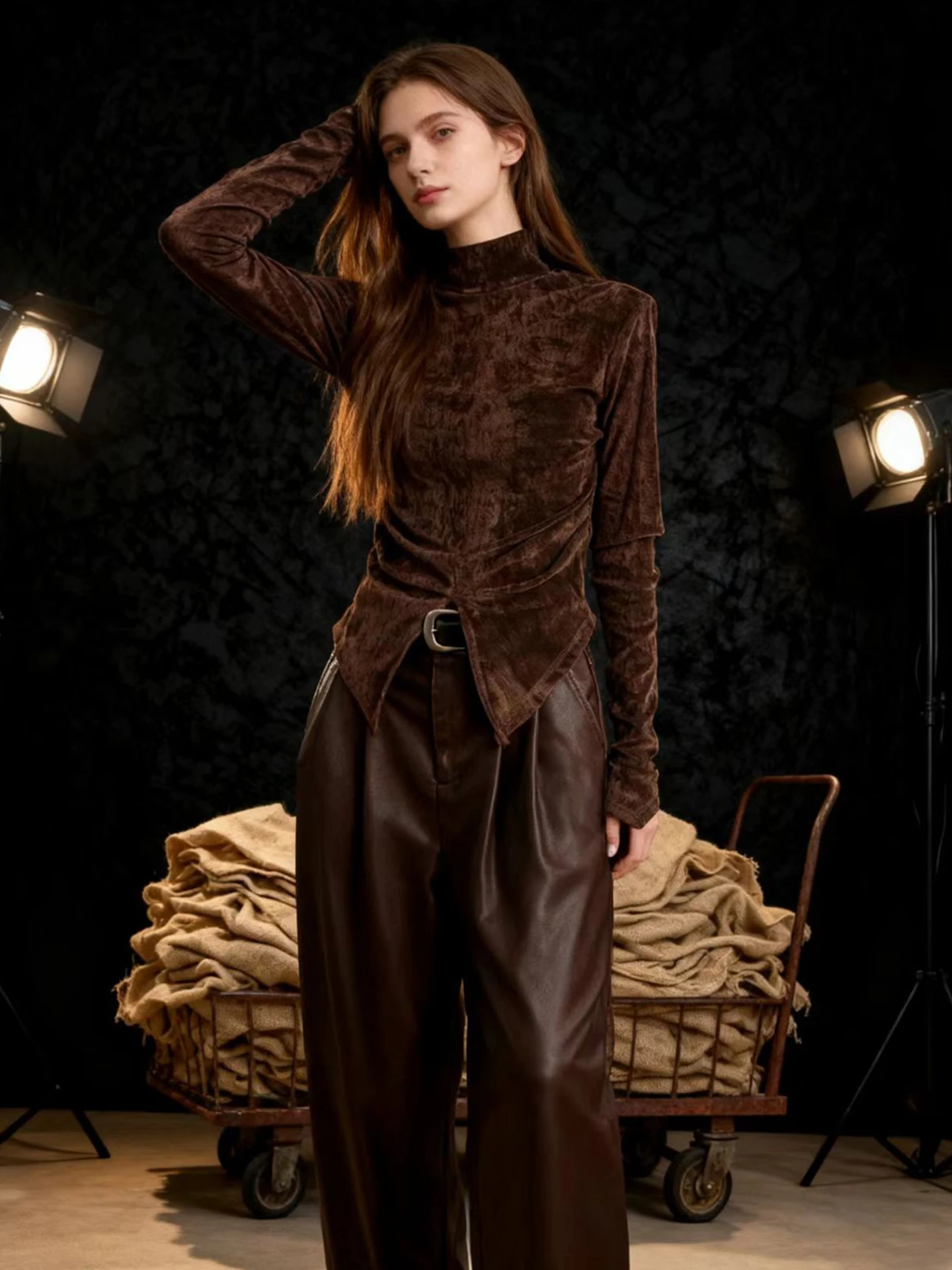 HUAAPPUW Velvet High Neck T-Shirt Women's Slim Fit Base Shirt Long Sleeve Breathable Casual Fashion Autumn Winter New Arrival
HUAAPPUW Velvet High Neck T-Shirt Women's Slim Fit Base Shirt Long Sleeve Breathable Casual Fashion Autumn Winter New Arrival