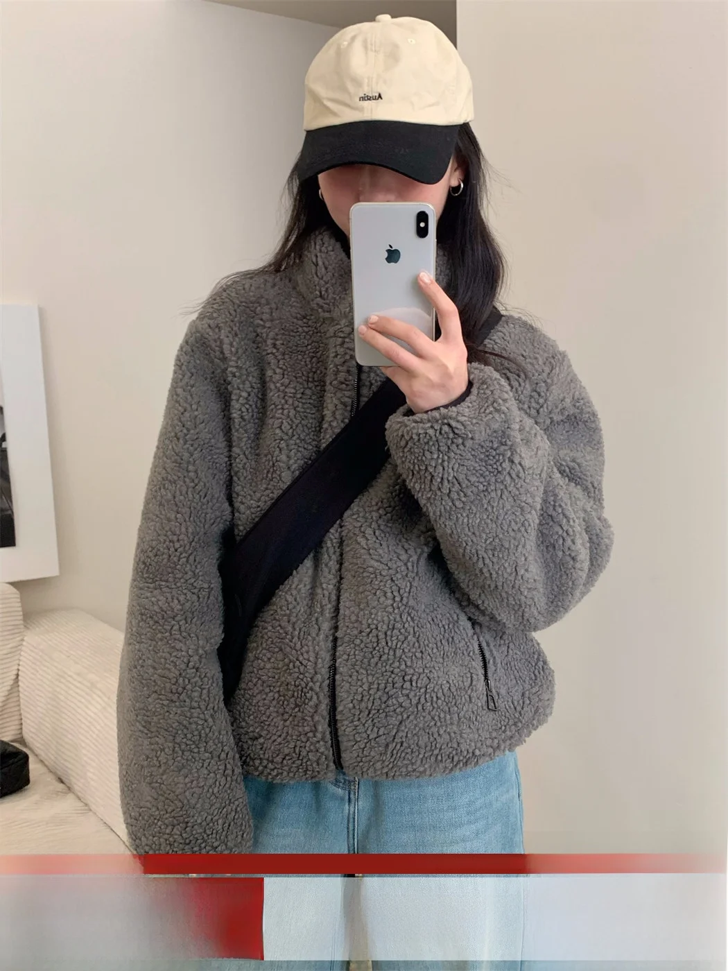 Korean Sle Women's Fur Coat Winter New Arrival Warmth Slimming Top Leather And Fur Inteated Casual Anti-aging
Korean Sle Women's Fur Coat Winter New Arrival Warmth Slimming Top Leather And Fur Inteated Casual Anti-aging