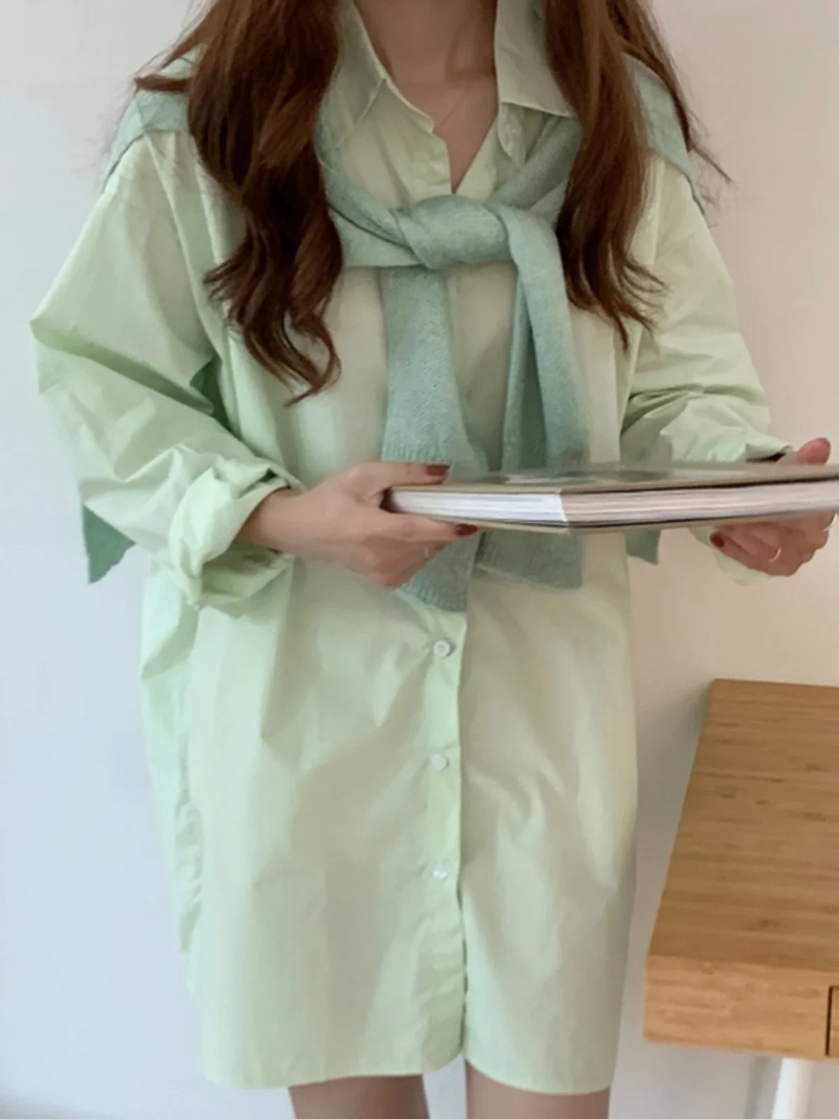 Early Autumn Versatile Candy Colored Loose Single Button Mid-Length Shirt Women's Outerwear Knitted Sweater Fashionable
Early Autumn Versatile Candy Colored Loose Single Button Mid-Length Shirt Women's Outerwear Knitted Sweater Fashionable