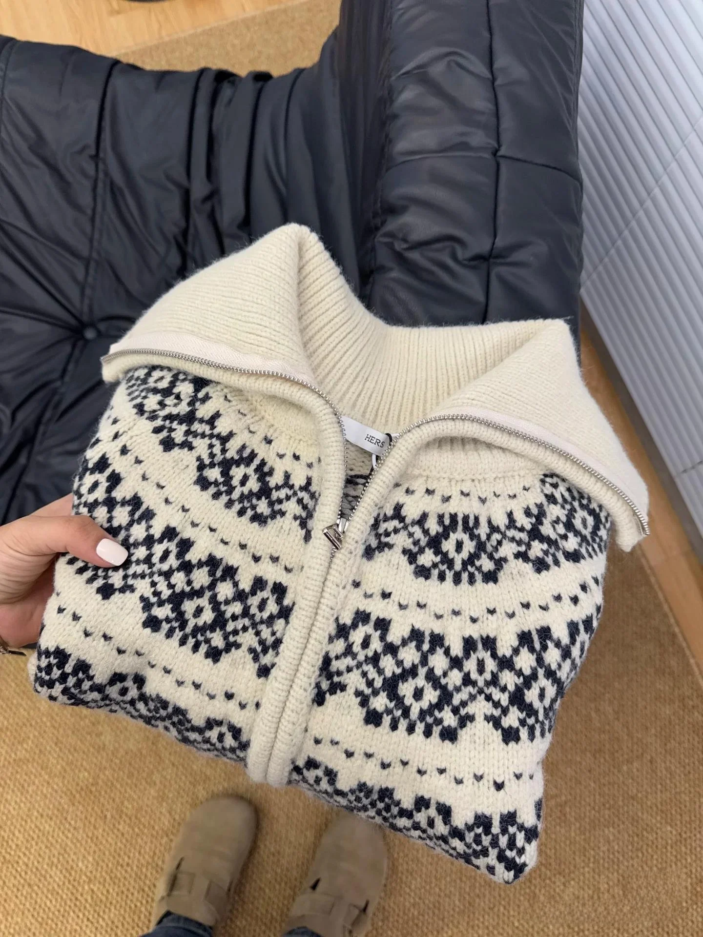 Retro Lazy Cisas Fair Isle High Ne Knitwear Cardigan Women's Autumn Winter Design Nordic Zipper Knitted Outerwear
Retro Lazy Cisas Fair Isle High Ne Knitwear Cardigan Women's Autumn Winter Design Nordic Zipper Knitted Outerwear