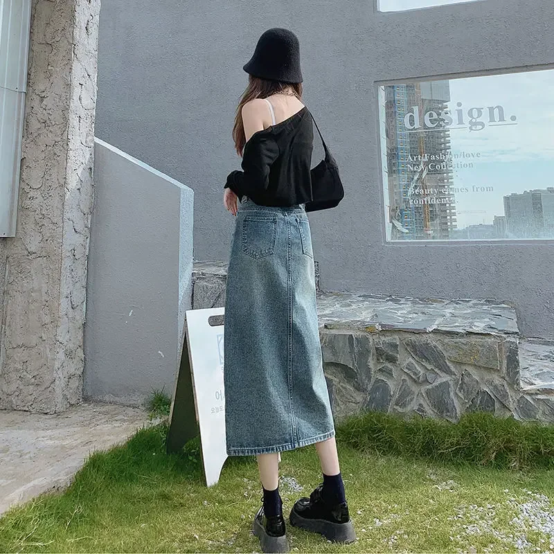 2023 Spring/Summer New Split Denim Skirt Retro Design Mid Length Slim Fit Half Skirt High Waist Slim Wrap Hip Korean Style
2023 Spring/Summer New Split Denim Skirt Retro Design Mid Length Slim Fit Half Skirt High Waist Slim Wrap Hip Korean Style