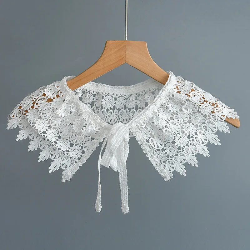Linbaiway Embroidery Hollow Out Shirt Fake Collar for Women's Detachable Collar Lapel Blouse Tops Removable False Collars
Linbaiway Embroidery Hollow Out Shirt Fake Collar for Women's Detachable Collar Lapel Blouse Tops Removable False Collars