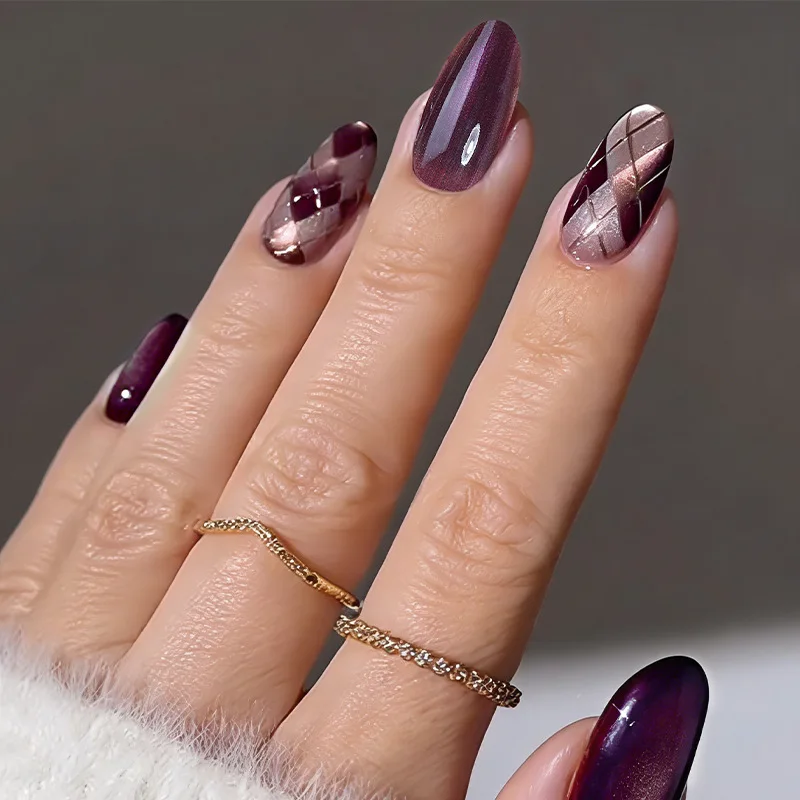 24pcs Mid-length Almond False Nails Glitter Purple Round Head Fake Nail Art Plaid Design Full Cover Nail Reusable Press on Nails
24pcs Mid-length Almond False Nails Glitter Purple Round Head Fake Nail Art Plaid Design Full Cover Nail Reusable Press on Nails