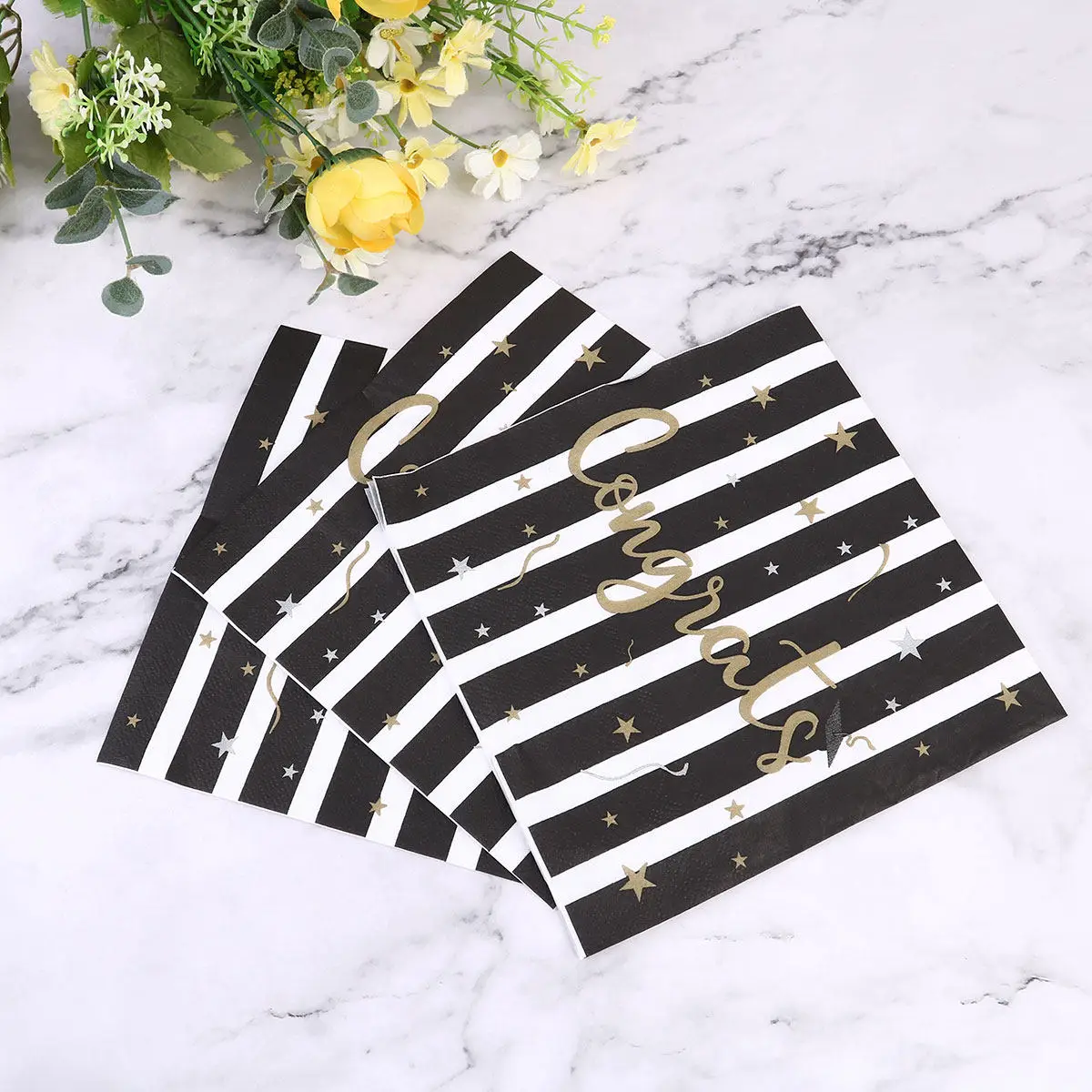 60 листов салфеток с принтом на тему выпускного сезона, черно-золотые, для вечеринок, праздничные украшения для стола, на день рождения
60 листов салфеток с принтом на тему выпускного сезона, черно-золотые, для вечеринок, праздничные украшения для стола, на день рождения