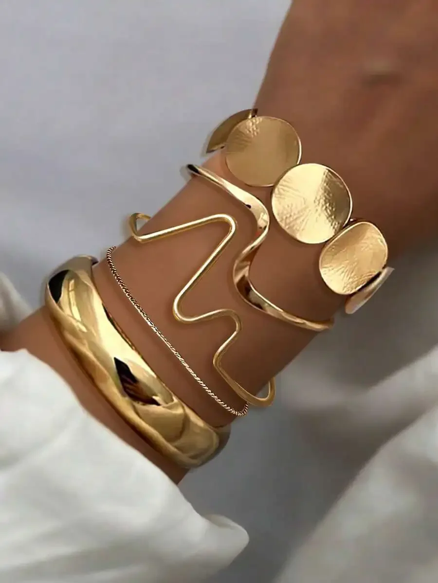 5pcs Vintage Exaggerated Geometric Wide Metal Bangle Set For Women Daily Wear Gift
5pcs Vintage Exaggerated Geometric Wide Metal Bangle Set For Women Daily Wear Gift