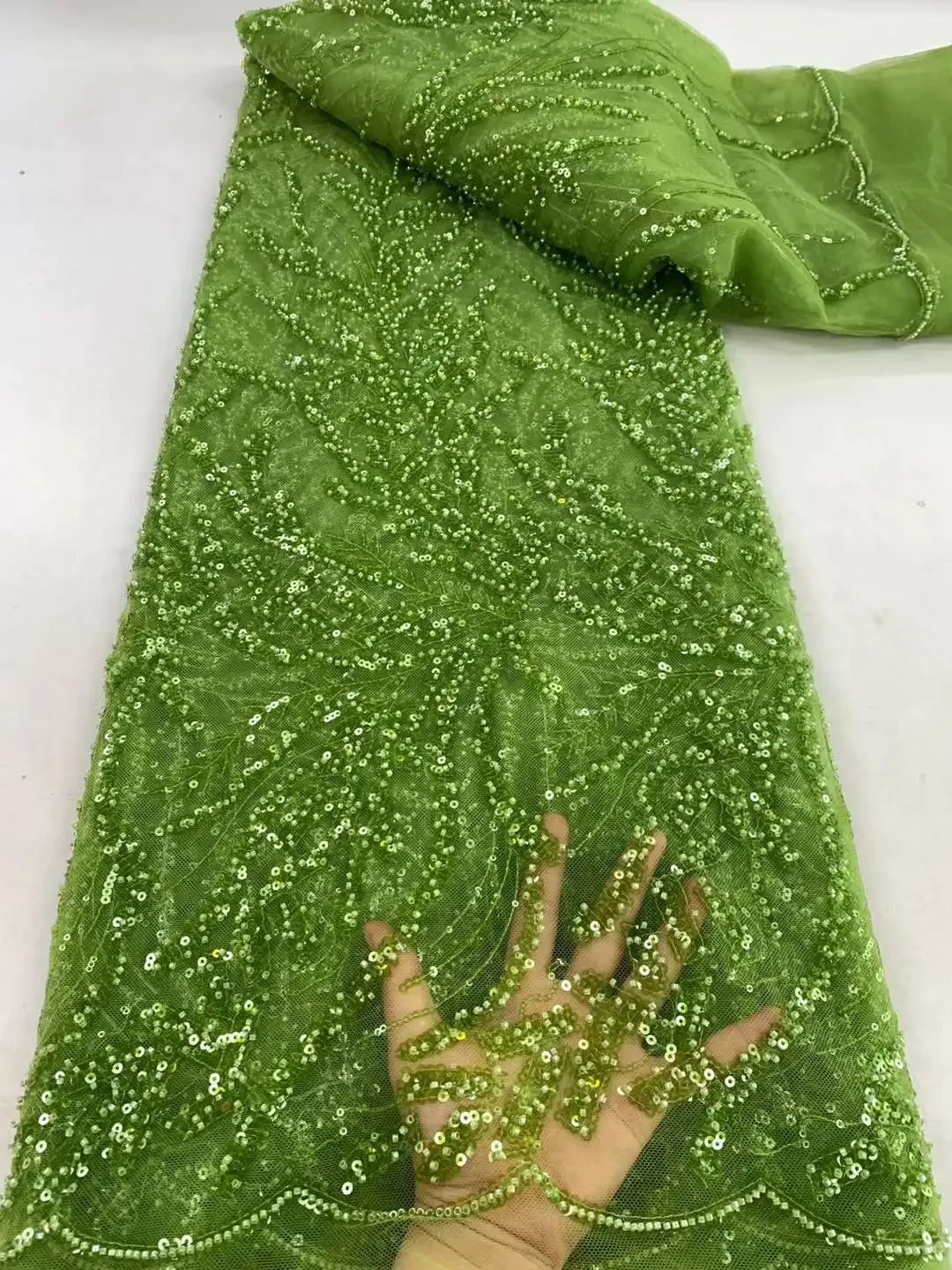 2025 High Quality Lace Embroidery Latest African Sequins Lace Fabric Beaded Mesh Fabric 5 Yards For Wedding Party Dress AH0748
2025 High Quality Lace Embroidery Latest African Sequins Lace Fabric Beaded Mesh Fabric 5 Yards For Wedding Party Dress AH0748